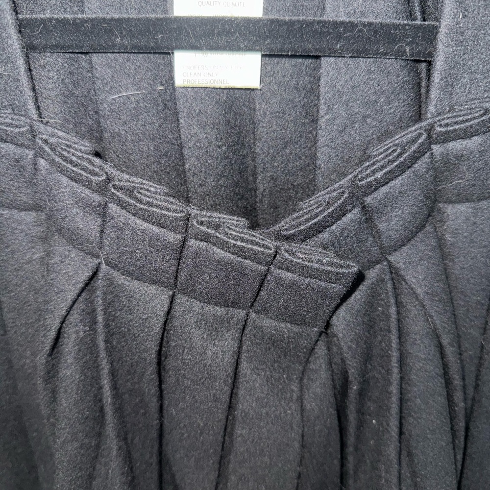 Issey Miyake Black Pleated Jacket - Picture 5 of 8